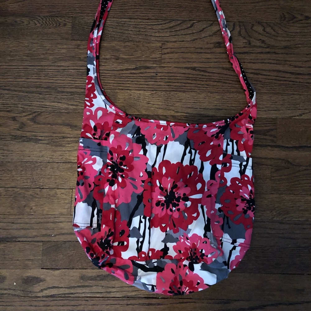 Thirtyone reversible shoulder bag.